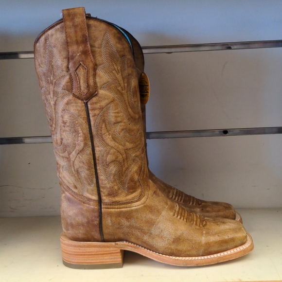 New Women's Corral A4143 - Picture 2 of 8